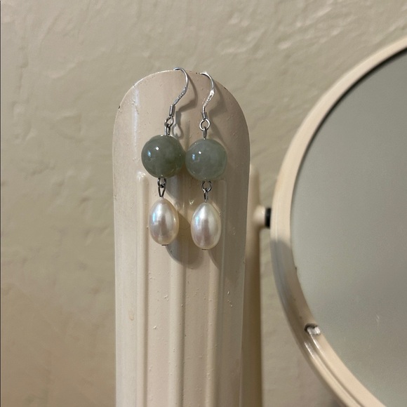 Jade & Pearl Sterling dangle earrings - Picture 1 of 3